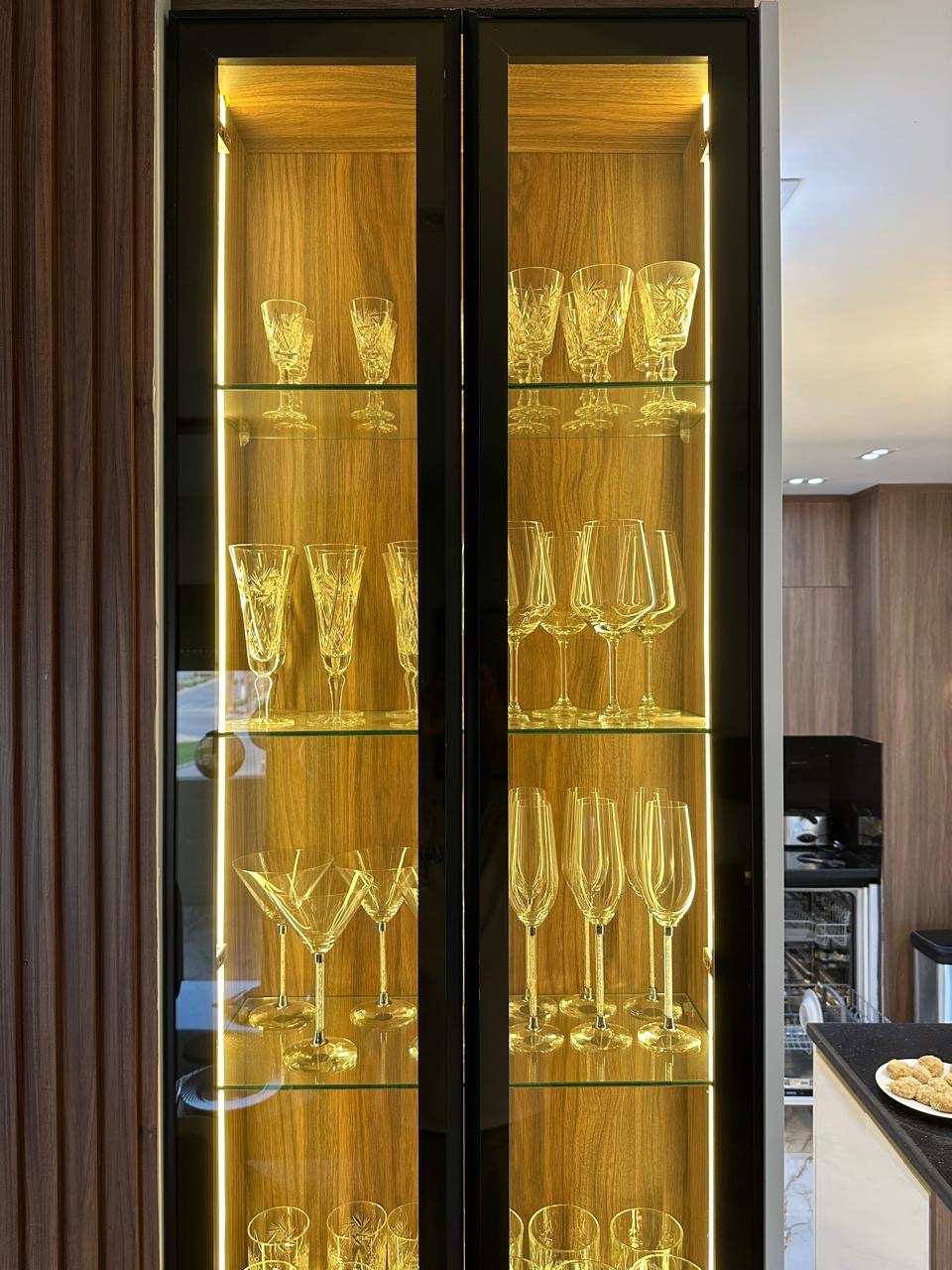 Display cabinet